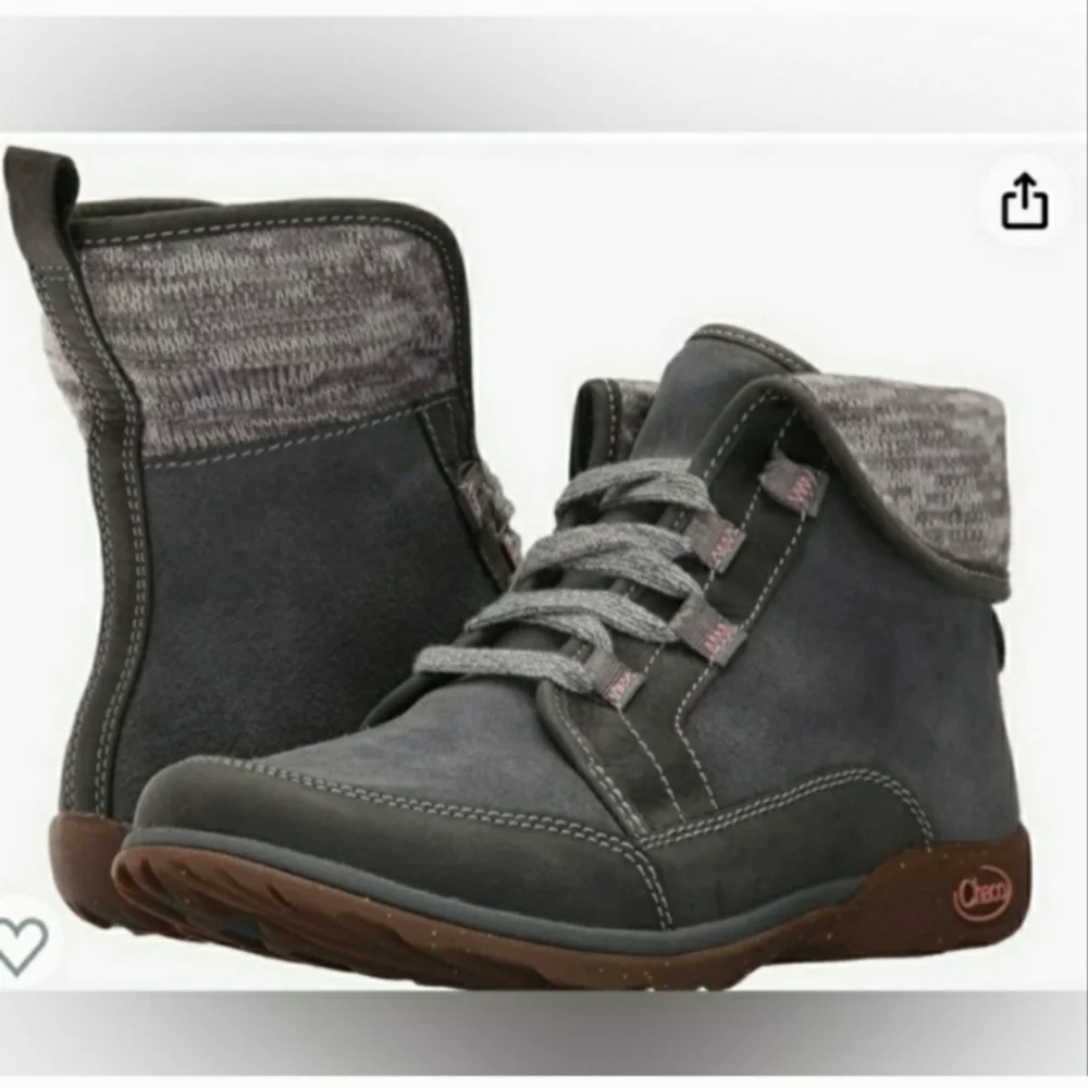 Chaco Barbary chukka Boots size 8
